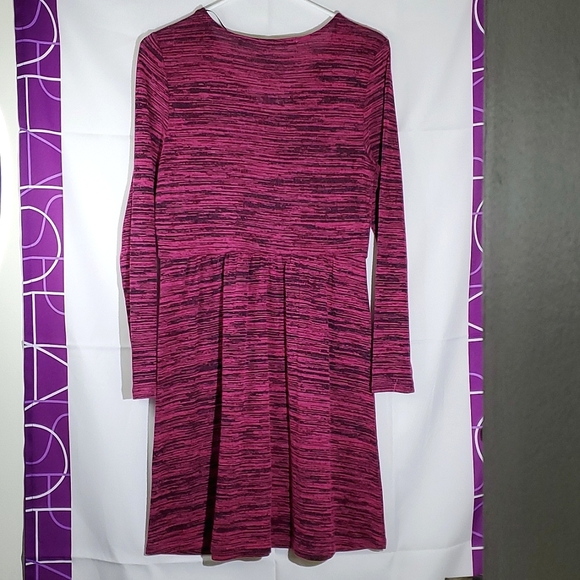 Kensie Magenta/Black Heathered 3/4 Sleeve Fit and Flare Dress - Size Medium - Picture 7 of 12